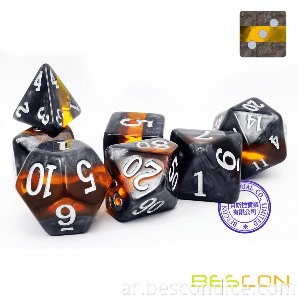 Dungeons And Dragons Amber Stone Dice 4